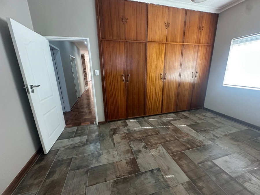 4 Bedroom Property for Sale in Bothasrus Eastern Cape